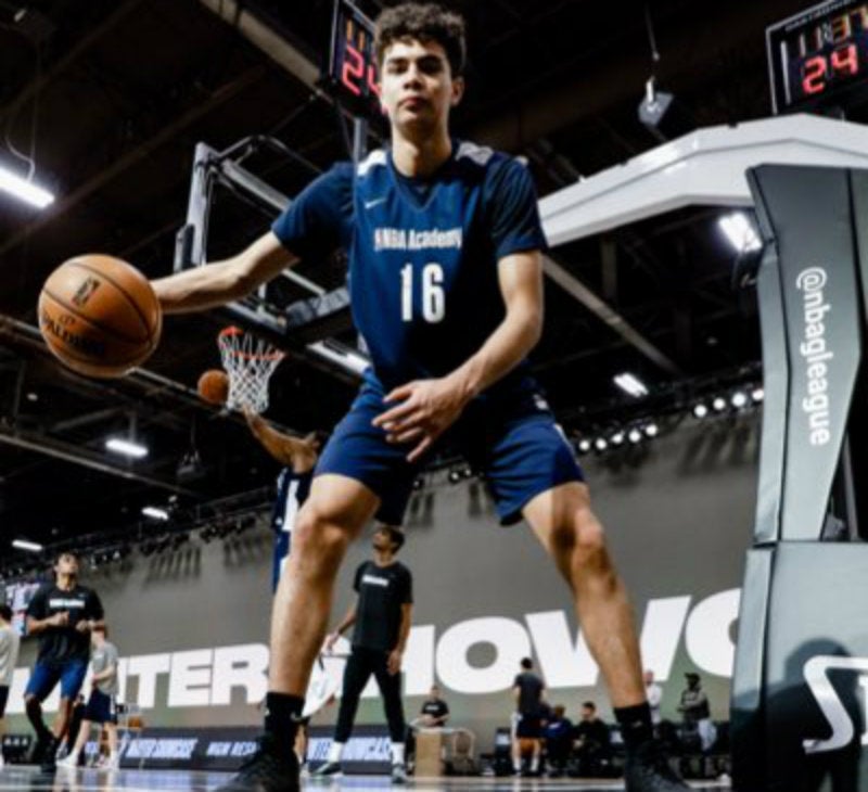 El joven mexicano en una academia de la NBA