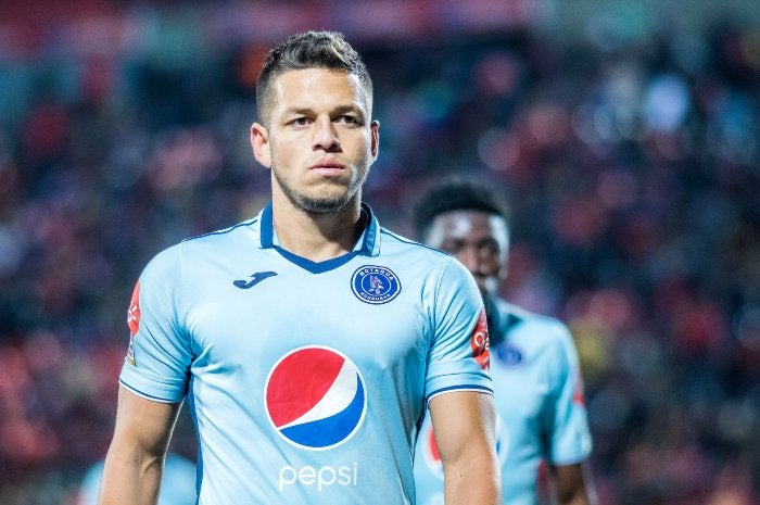 Jugador del Motagua se retira del Estadio Caliente de Tijuana 