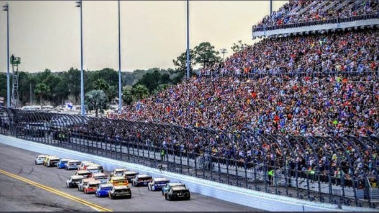 Ambiente en una carrera NASCAR