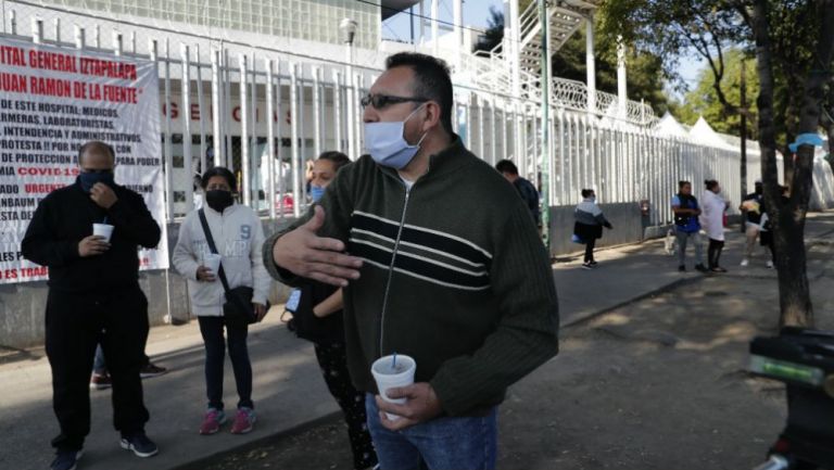 Una persona con cubrebocas en la Ciudad de México 