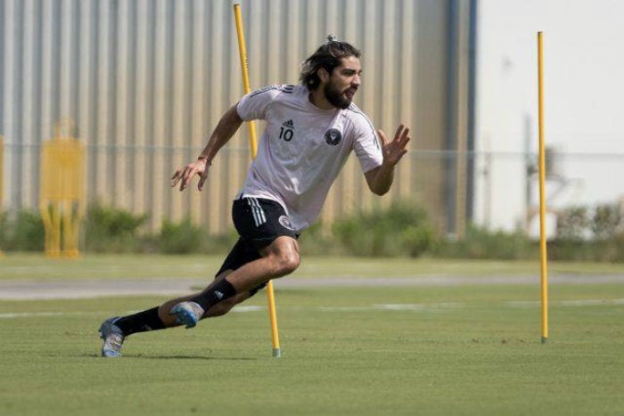 Rodolfo Pizarro en entrenamiento con el Inter Miami