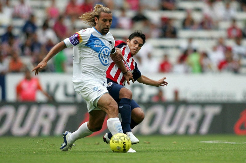 Ruso en partido con Puebla