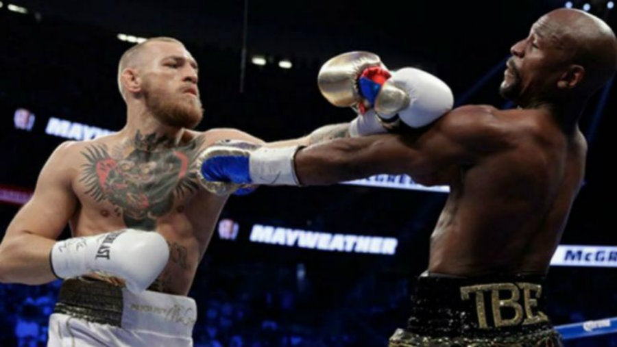 McGregor perdió en su única pelea de box ante Floyd Mayweather