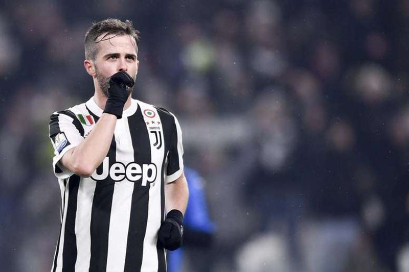 Pjanic celebra una anotación con la Vecchia Signora 