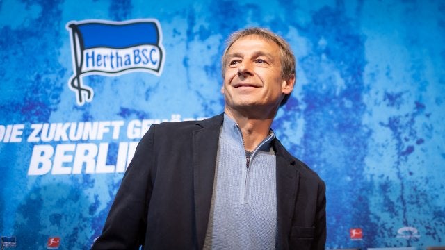 Klinsmann, en su presentación con el Hertha Berlin