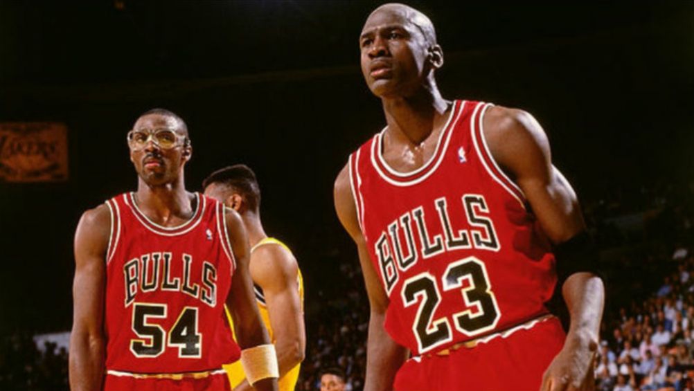 Horace Grant y Michael Jordan durante un partido