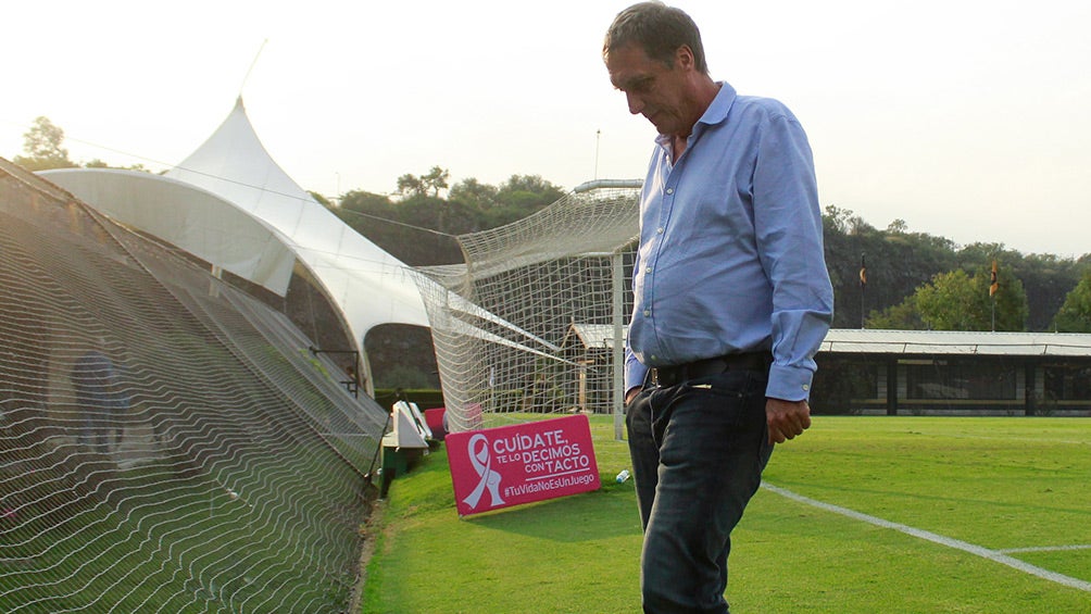 Ares de Parga camina en la cantera de Pumas