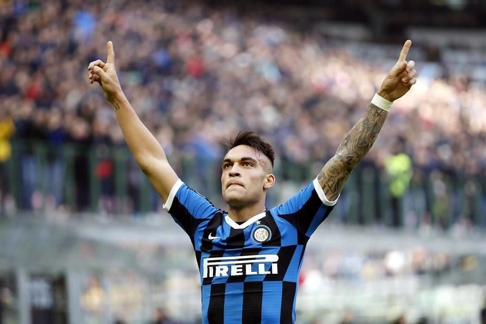 Lautaro celebra un gol con el Inter