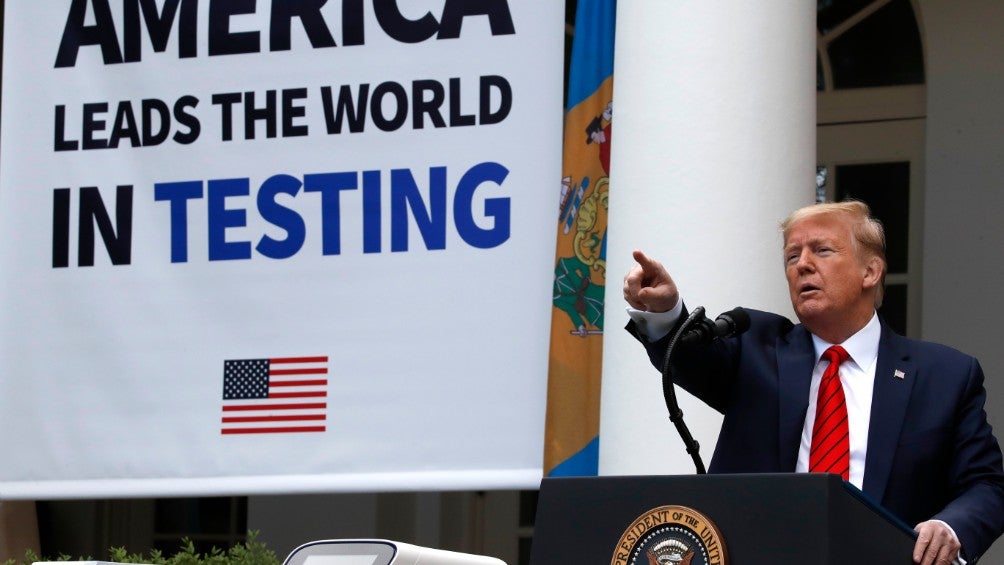 Donald Trump en conferencia de prensa en la Casa Blanca