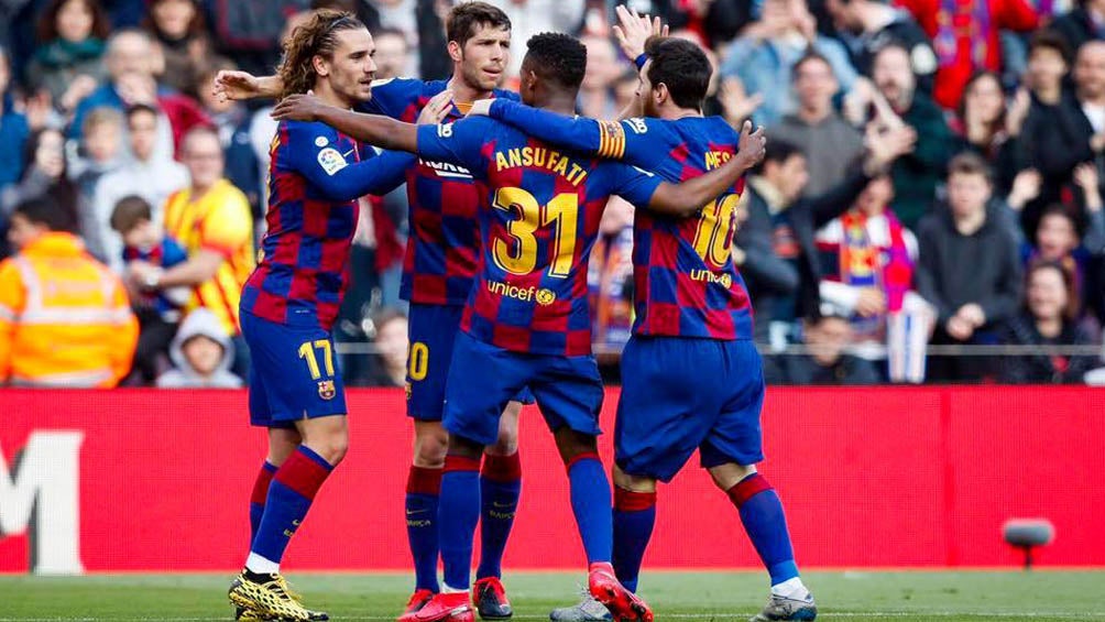 Jugadores del Barcelona celebran un gol en La Liga 