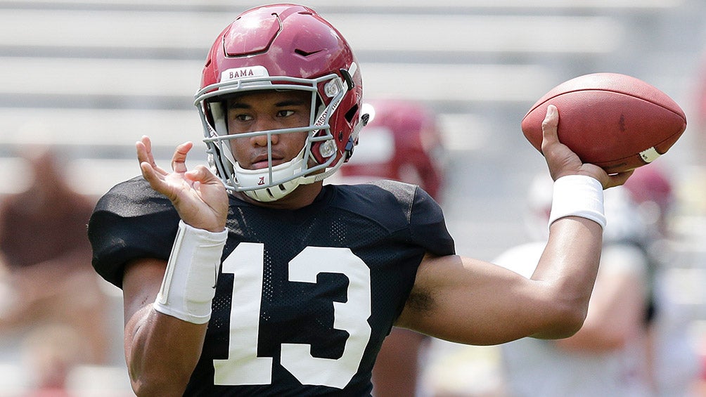 Tua Tagovailoa firmó con Dolphins por cuatro años y 30 mdd