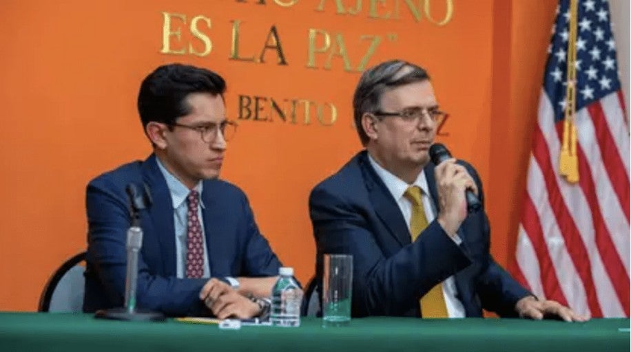 Roberto Velasco Álvarez y Marcelo Ebrard 