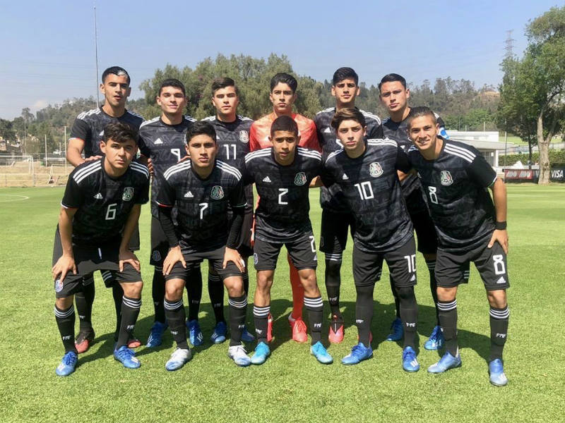 Selección Mexicana Sub20 en entrenamiento