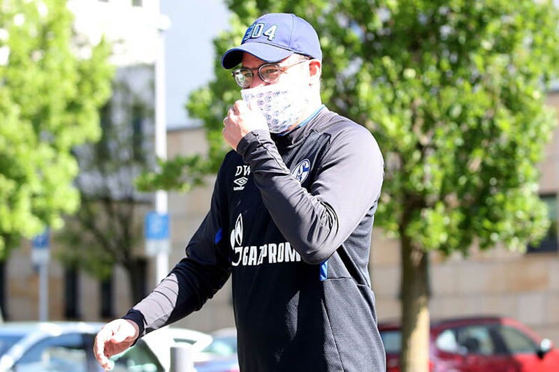 David Wagner, técnico del Schalke, tras un entrenamiento