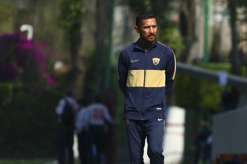 Jerry Galindo en Pumas