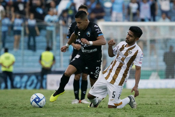 César Bernal en acción con TM