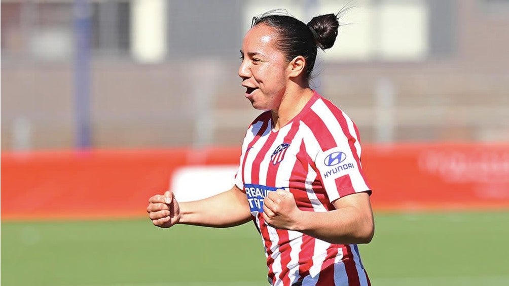 Charlyn Corral: ‘Me encantaría jugar en México’ 