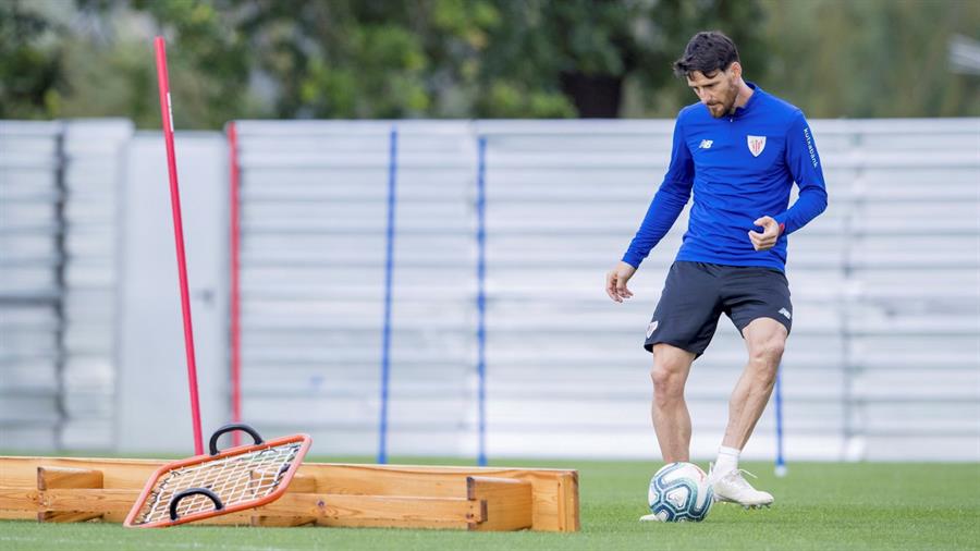 El delantero del Athletic de Bilbao en una práctica