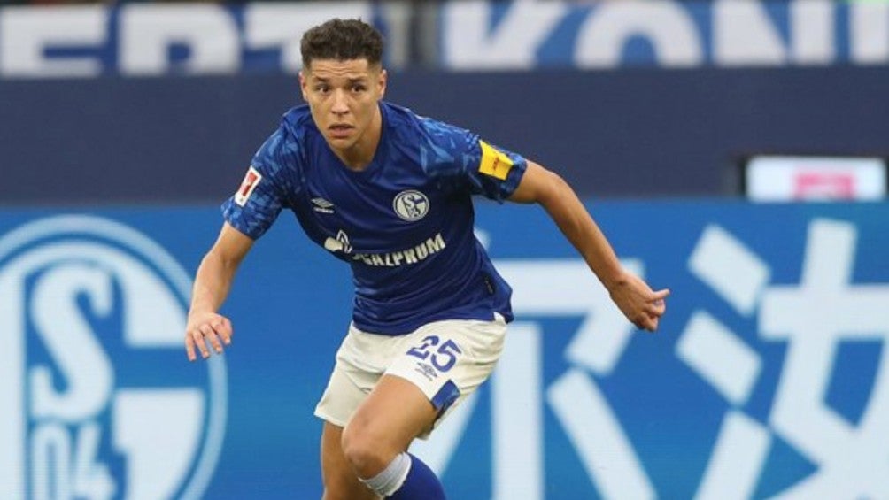 Schalke 04 sancionará a jugadores juveniles por participar en torneo ilegal 