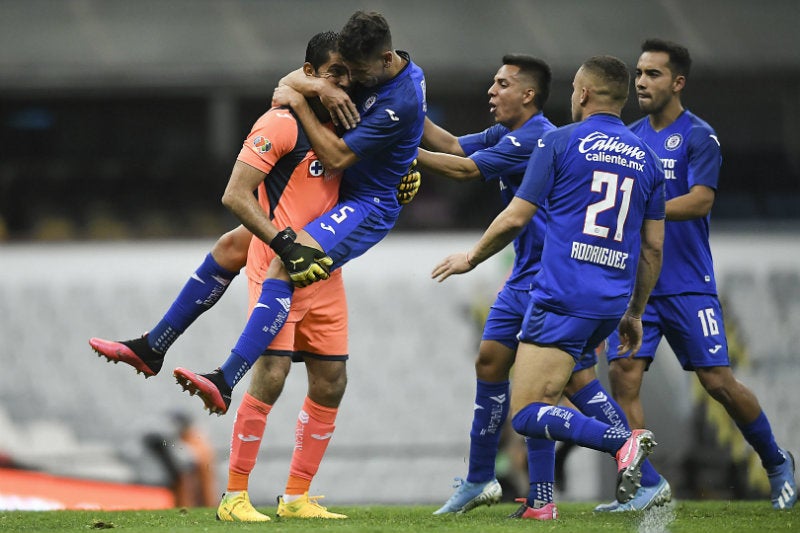 Cruz Azul en partido ante América