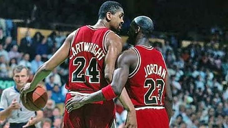 Cartwright y Michael Jordan como jugadores de los Bulls