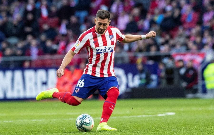 Héctor Herrera durante un partido con Atlético de Madrid