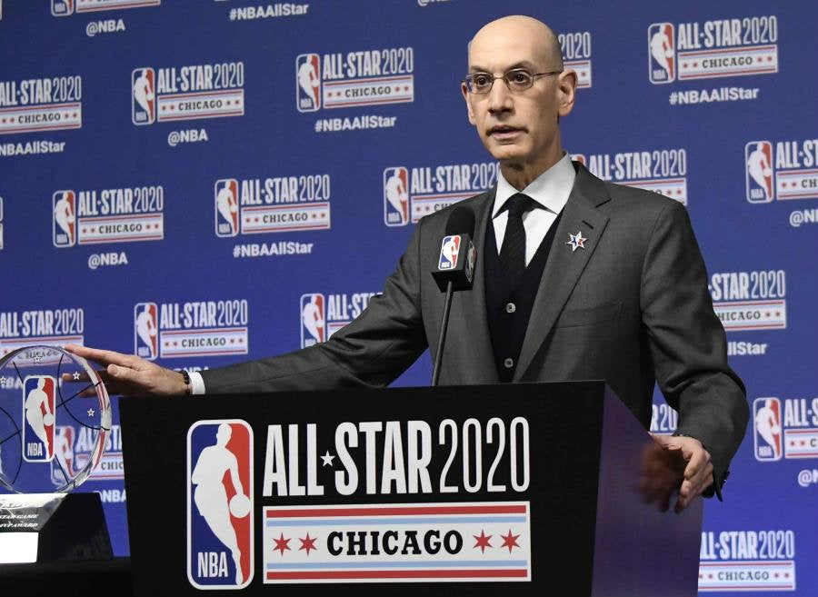 Adam Silver en conferencia de prensa