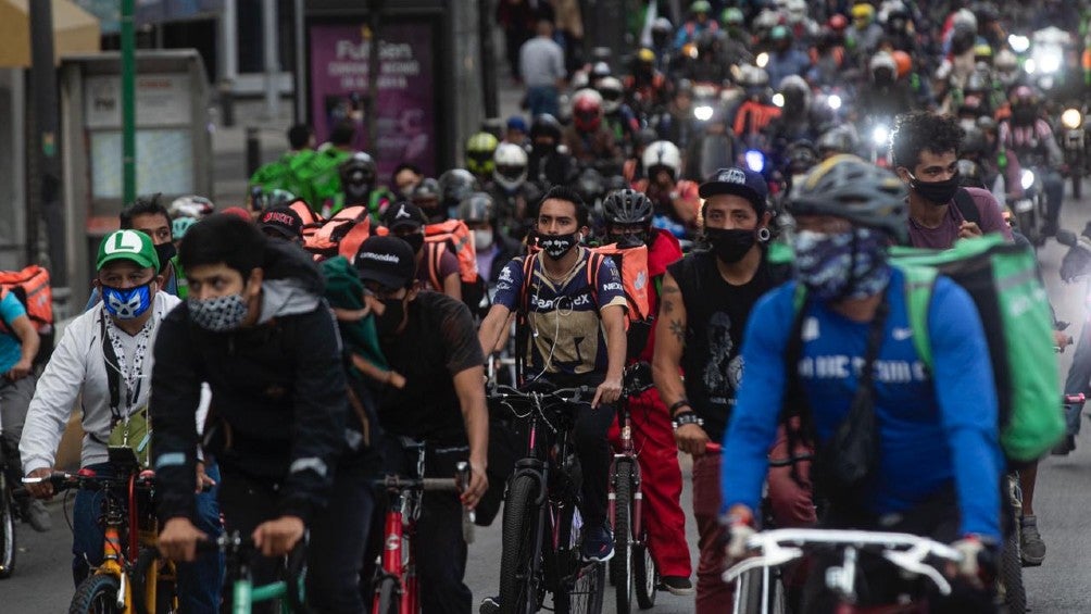 Repartidores se manifiestan en CDMX