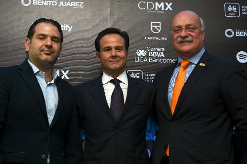 Bernardo De la Garza (centro) y Enrique Bonilla