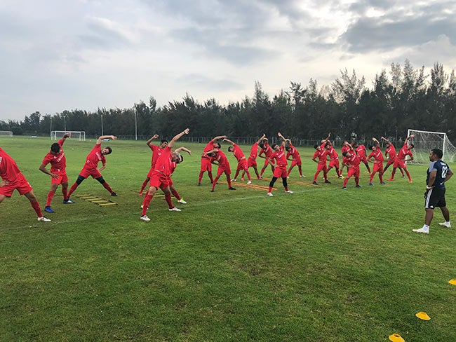 Jugadores del Deportivo Cafessa, en un entrenamiento