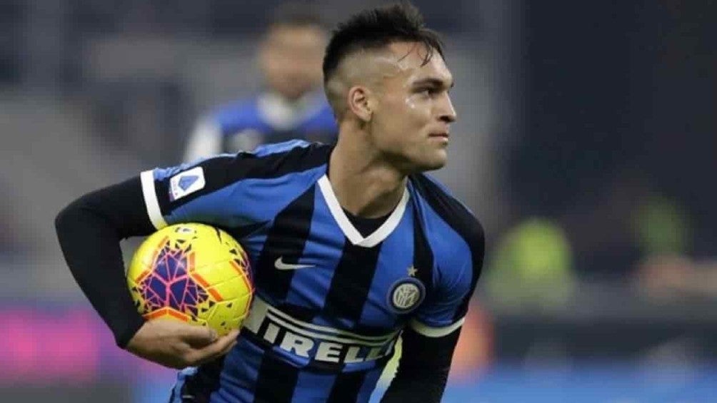 Lautaro Martínez durante un partido con Inter de Milan