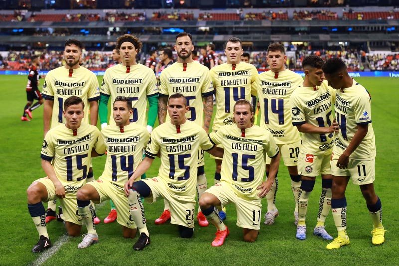 Jugadores del América hacen homenaje a Nico