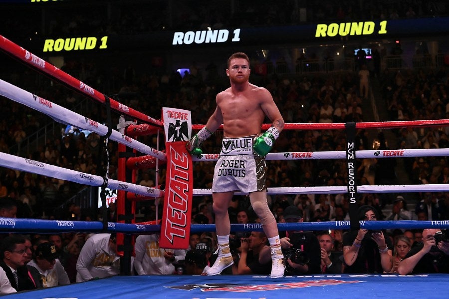  Canelo Álvarez tras enfrentar a Daniel Jacobs