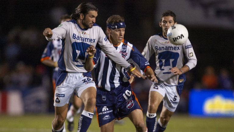 Pumas fue Campeón en el CL 2004 entrando desde el Repechaje 