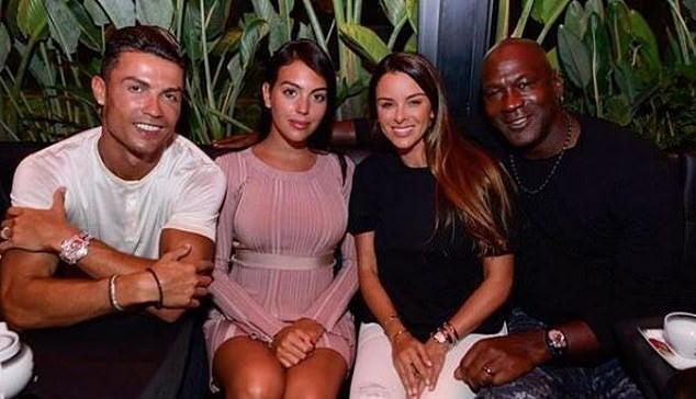 Michael Jordan y Cristiano junto a sus parejas