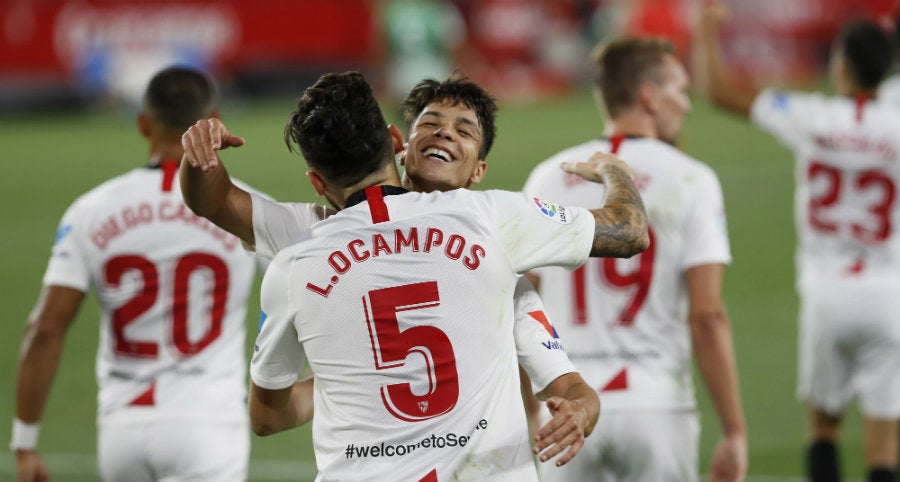 Celebración del segundo tanto del Sevilla