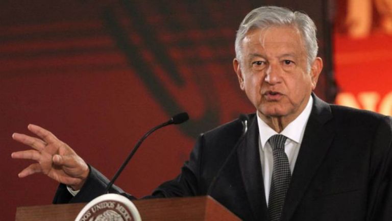 Andrés Manuel López Obrador habla en conferencia de prensa