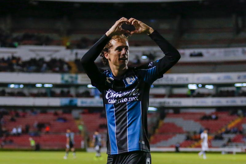 El mediocampista celebra un gol