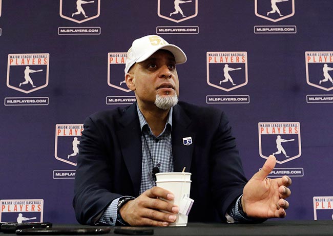 Tony Clark, en conferencia de prensa