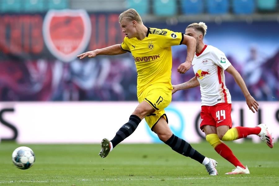 Haaland definiendo el partido ante el Leipzig