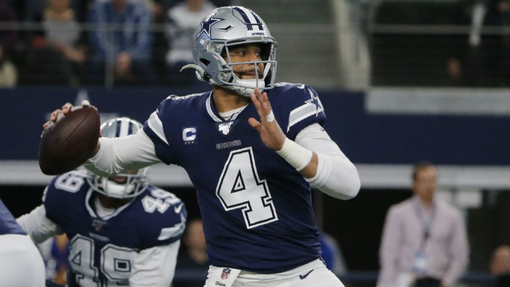 Cowboys: Dak Prescott ya firmó contrato de 'Jugador Franquicia'