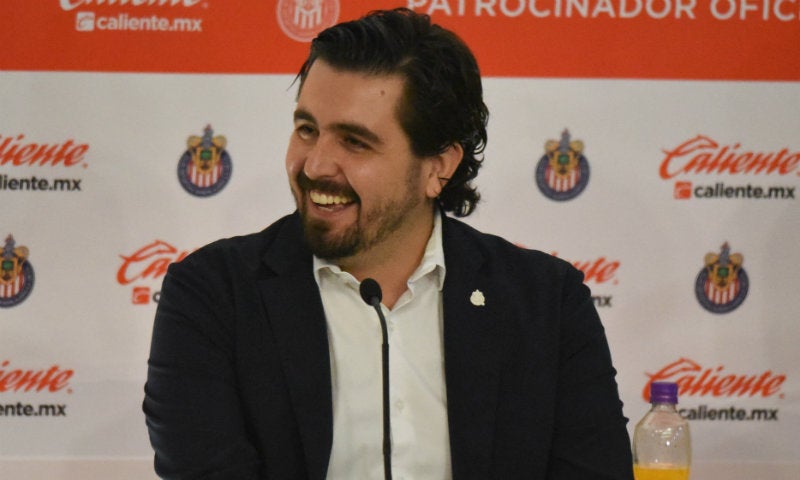 Amaury Vergara en una conferencia de prensa