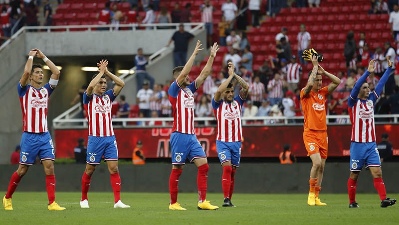 Jugadores de Chivas agradecen el apoyo a su afición 