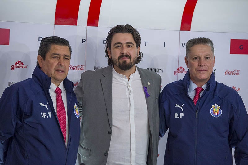 Tena, Amaury y Peláez tras una conferencia de prensa 