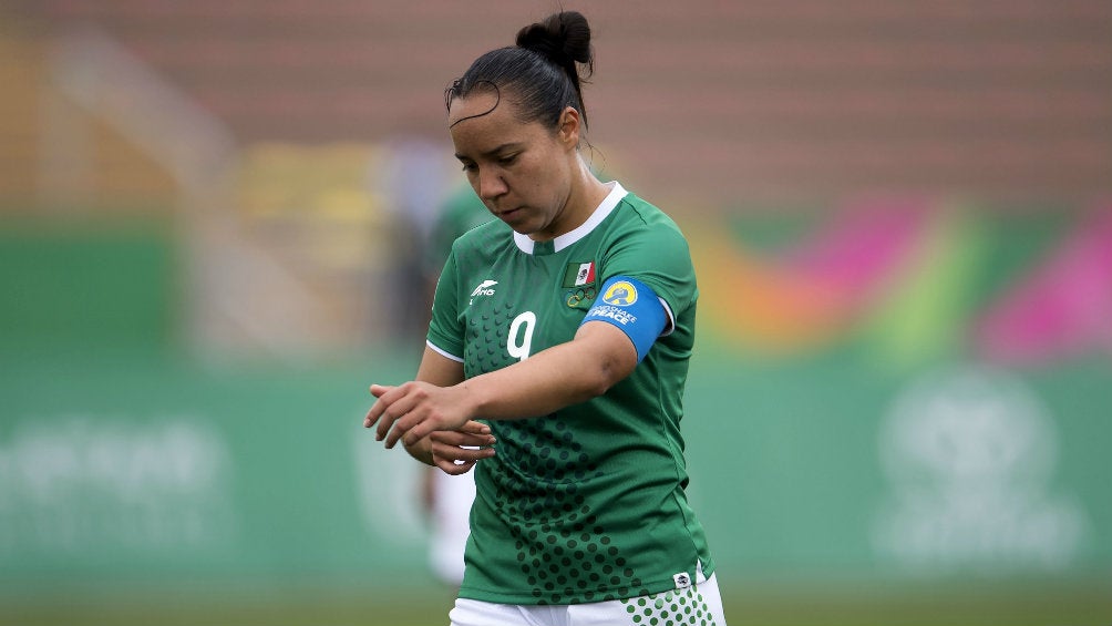 Charlyn Corral reveló que no jugaría en América Femenil mientras el DT sea Leo Cuéllar