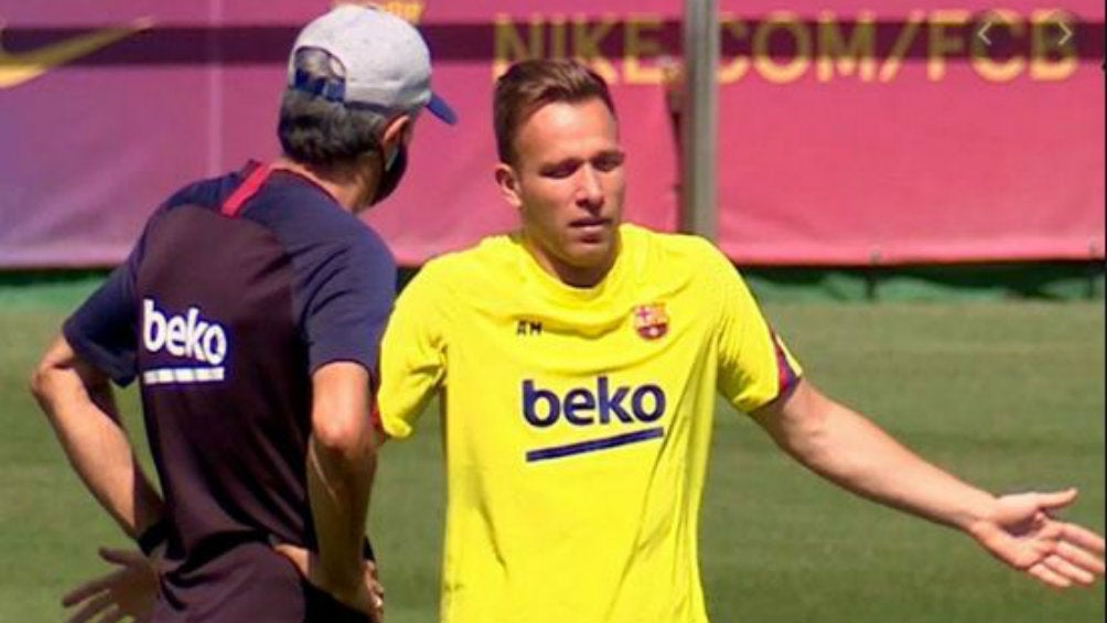 Barcelona: Madre de Arthur Melo respondió a críticas de Quique Setién hacia el mediocampista