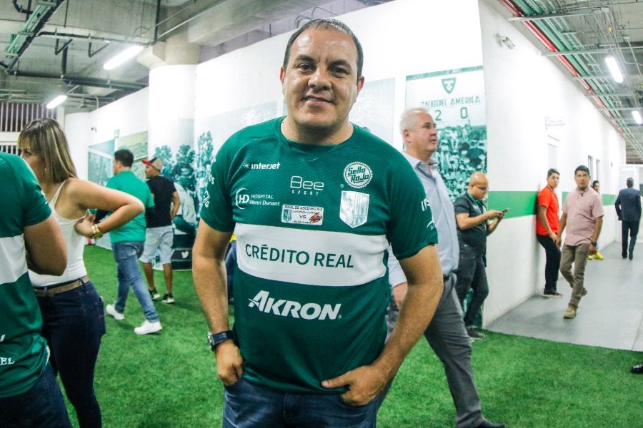 Cuauhtémoc Blanco con la playera del Zacatepec