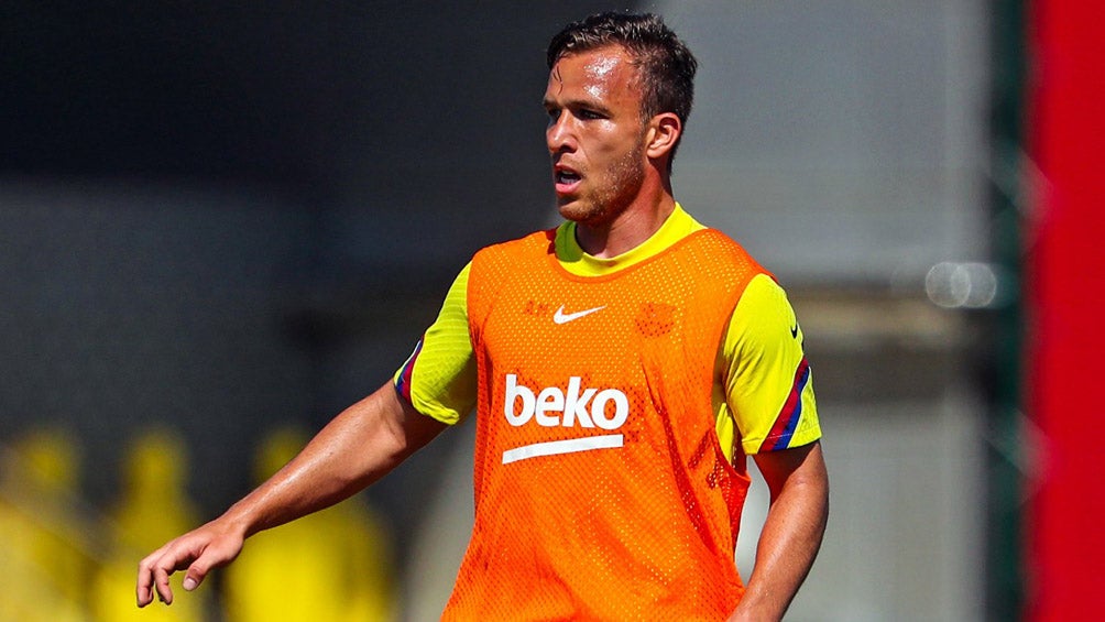 Arthur Melo durante un entrenamiento con el Barcelona