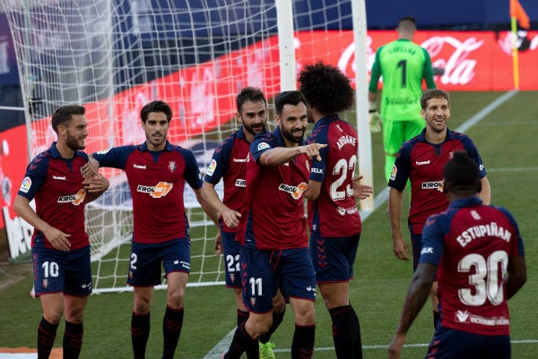 Jugadores de Osasuna celebrando una anotación