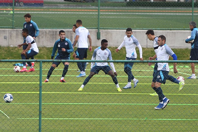 Jugadores de Cruz Azul, durante un entrenamiento